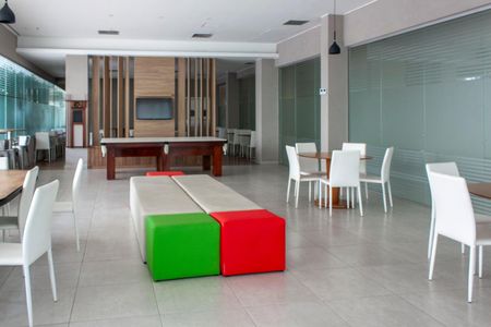 Apartamento à venda com 90m², 2 quartos e 1 vagaÁrea comum