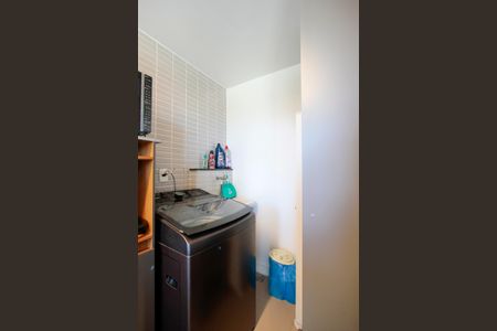 Apartamento à venda com 90m², 2 quartos e 1 vagaÁrea de Serviço