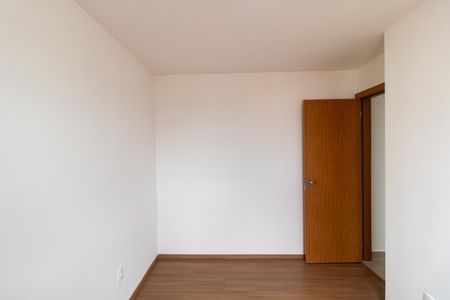 Apartamento à venda com 45m², 2 quartos e 1 vaga Apartamento à venda com 45m², 2 quartos e 1 vagaQuarto 02