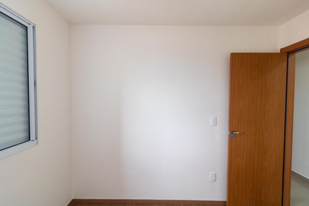 Apartamento à venda com 45m², 2 quartos e 1 vaga Apartamento à venda com 45m², 2 quartos e 1 vagaQuarto 01