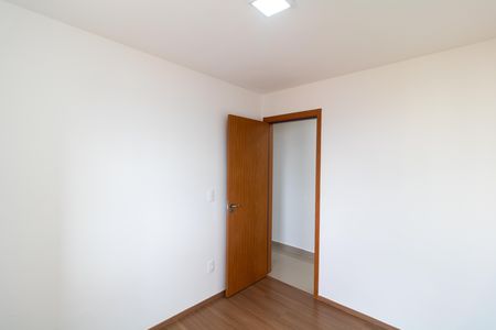 Apartamento à venda com 45m², 2 quartos e 1 vaga Apartamento à venda com 45m², 2 quartos e 1 vagaQuarto 01