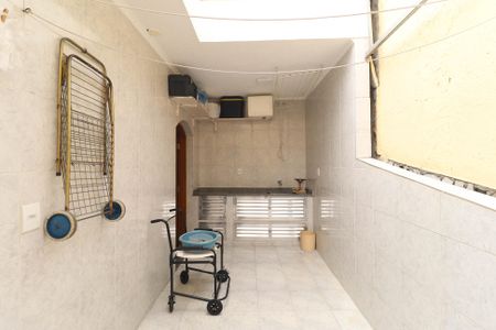 Casa à venda com 195m², 3 quartos e 1 vagaQuintal