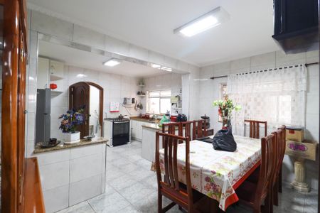 Casa à venda com 195m², 3 quartos e 1 vagaCopa