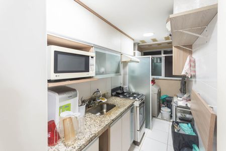 Apartamento à venda com 67m², 2 quartos e 1 vagaCozinha e Área de Serviço