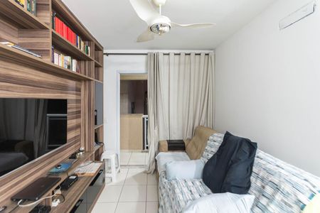 Apartamento à venda com 67m², 2 quartos e 1 vagaSala