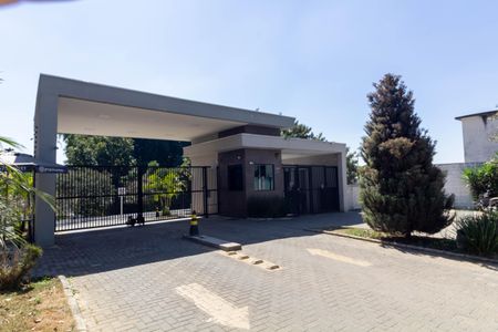 Apartamento à venda com 48m², 2 quartos e 1 vaga Apartamento à venda com 48m², 2 quartos e 1 vagaFachada e portaria