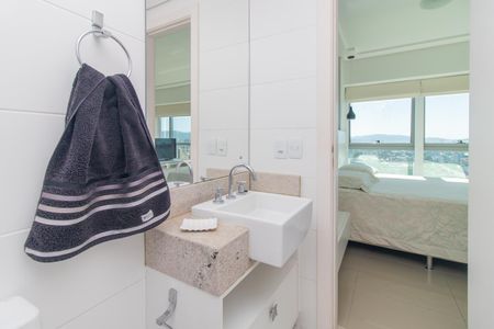 Apartamento para alugar com 37m², 1 quarto e 1 vaga Apartamento para alugar com 37m², 1 quarto e 1 vagaBanheiro