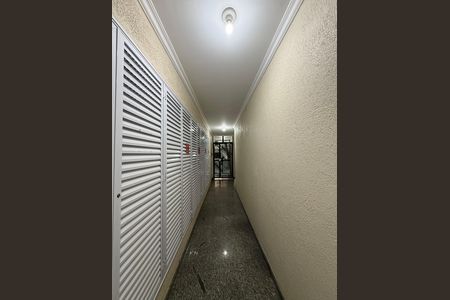 Studio à venda com 30m², 1 quarto e sem vaga Studio à venda com 30m², 1 quarto e sem vagaCorredor