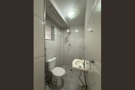 Studio à venda com 30m², 1 quarto e sem vaga Studio à venda com 30m², 1 quarto e sem vagaBanheiro