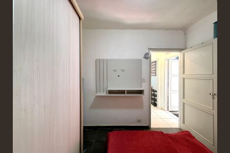 Casa para alugar com 35m², 1 quarto e sem vaga Casa para alugar com 35m², 1 quarto e sem vagaQuarto