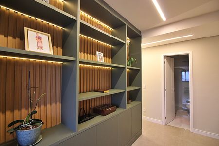 Apartamento à venda com 75m², 2 quartos e 2 vagasEscritório