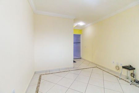 Sala de casa para alugar com 2 quartos, 97m² em Jardim Marabá, São Paulo