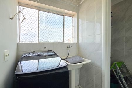 Apartamento à venda com 74m², 3 quartos e 1 vagaÁrea de Serviço