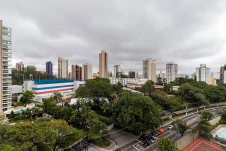 Apartamento à venda com 195m², 3 quartos e 6 vagasVaranda