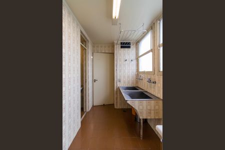 Apartamento à venda com 195m², 3 quartos e 6 vagasLavanderia