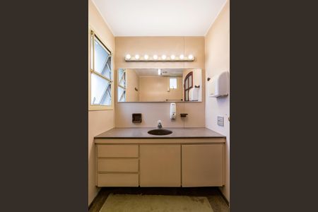 Apartamento à venda com 195m², 3 quartos e 6 vagasBanheiro da Suíte