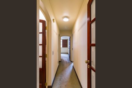 Apartamento à venda com 195m², 3 quartos e 6 vagasCorredor