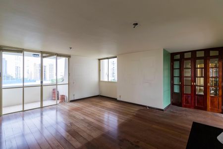 Apartamento à venda com 195m², 3 quartos e 6 vagasSala