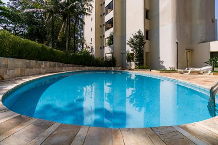 Apartamento à venda com 195m², 3 quartos e 6 vagasÁrea comum - Piscina