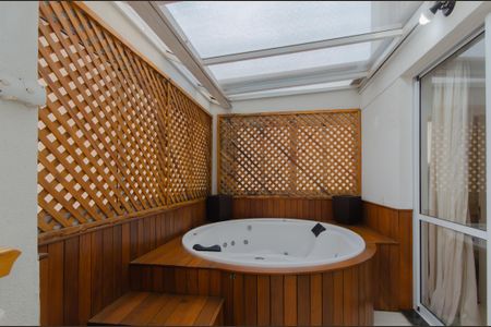 Apartamento à venda com 174m², 3 quartos e 3 vagasVaranda