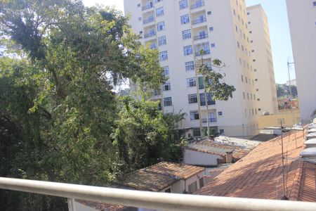 Apartamento à venda com 65m², 2 quartos e 1 vagaVaranda da sala