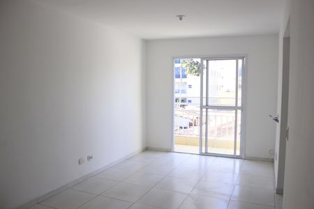 Apartamento à venda com 65m², 2 quartos e 1 vagaSala
