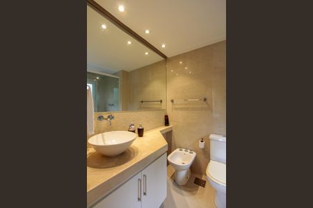 Apartamento à venda com 120m², 2 quartos e 1 vagaBanheiro Suíte