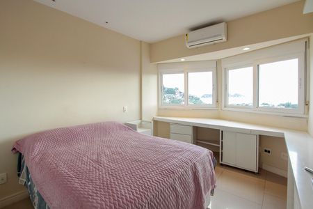 Apartamento à venda com 120m², 2 quartos e 1 vagaQuarto 1