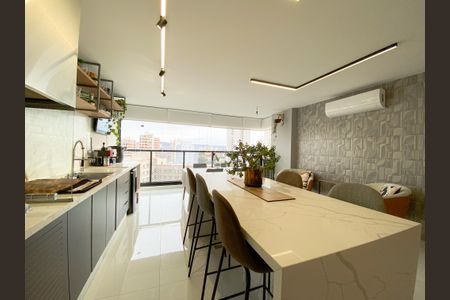 Apartamento à venda com 132m², 3 quartos e 2 vagasSala