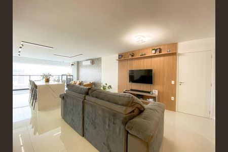 Sala de apartamento à venda com 3 quartos, 132m² em Vila Romana, São Paulo