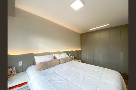 Apartamento à venda com 132m², 3 quartos e 2 vagasSuíte 1