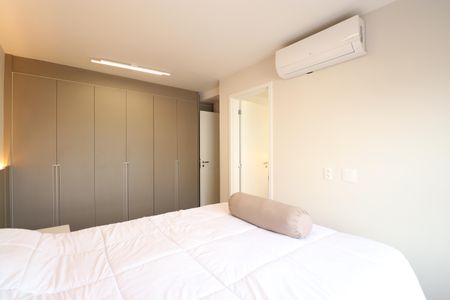 Apartamento à venda com 132m², 3 quartos e 2 vagasSuíte 1