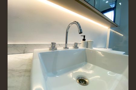 Apartamento à venda com 132m², 3 quartos e 2 vagasBanheiro Suíte 1