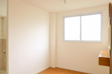 Sala  de apartamento para alugar com 1 quarto, 33m² em Todos Os Santos, Rio de Janeiro
