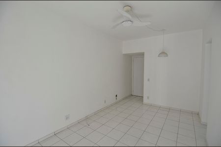 Sala de apartamento à venda com 2 quartos, 80m² em Vila Isabel, Rio de Janeiro