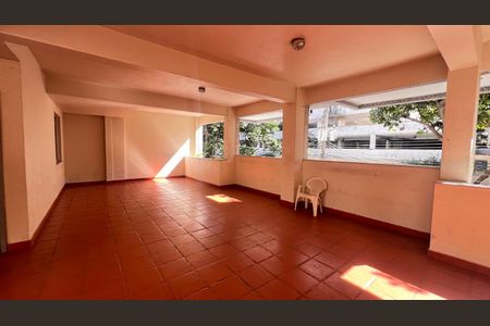Apartamento à venda com 80m², 2 quartos e 1 vaga Apartamento à venda com 80m², 2 quartos e 1 vagaÁrea comum
