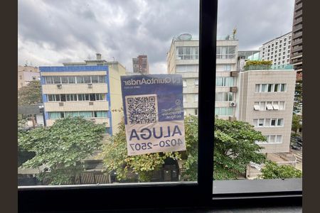 Apartamento à venda com 134m², 3 quartos e 2 vagasPlaca