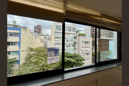 Apartamento à venda com 134m², 3 quartos e 2 vagasPlaca