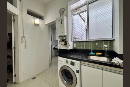 Apartamento à venda com 134m², 3 quartos e 2 vagasÁrea de Serviço