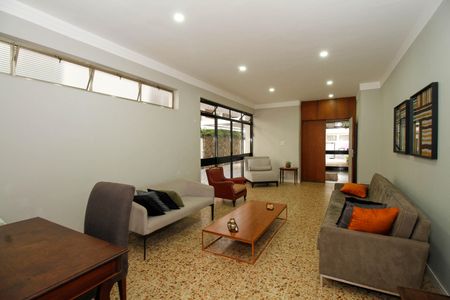 Apartamento à venda com 140m², 3 quartos e 1 vaga Apartamento à venda com 140m², 3 quartos e 1 vagaÁrea Comum - Salão de Festas