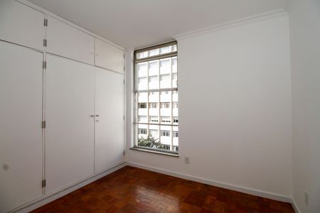 Apartamento à venda com 140m², 3 quartos e 1 vaga Apartamento à venda com 140m², 3 quartos e 1 vagaSuíte