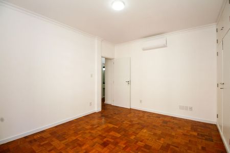 Apartamento à venda com 140m², 3 quartos e 1 vaga Apartamento à venda com 140m², 3 quartos e 1 vagaQuarto 2