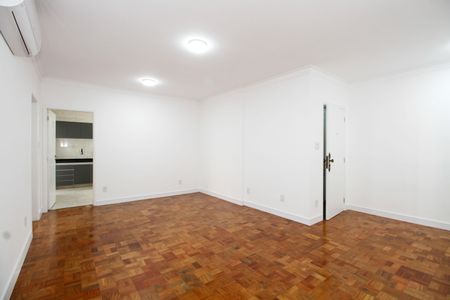 Apartamento à venda com 140m², 3 quartos e 1 vaga Apartamento à venda com 140m², 3 quartos e 1 vagaSala de Estar e Jantar