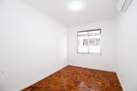 Apartamento à venda com 140m², 3 quartos e 1 vaga Apartamento à venda com 140m², 3 quartos e 1 vagaQuarto 1
