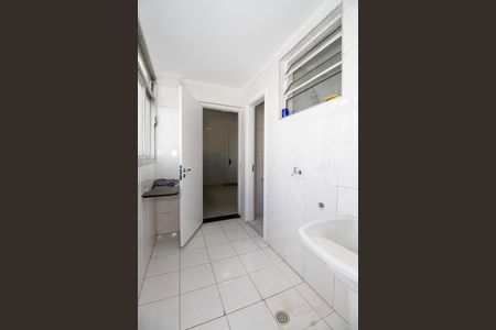 Apartamento à venda com 140m², 3 quartos e 1 vaga Apartamento à venda com 140m², 3 quartos e 1 vagaÁrea de Serviço