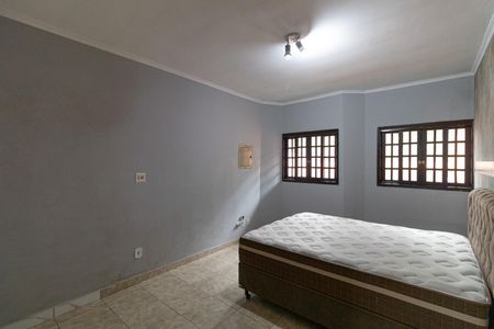 Quarto de casa para alugar com 1 quarto, 68m² em Jardim Helian, São Paulo