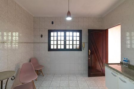 Casa para alugar com 68m², 1 quarto e 2 vagas Casa para alugar com 68m², 1 quarto e 2 vagasSala/Cozinha