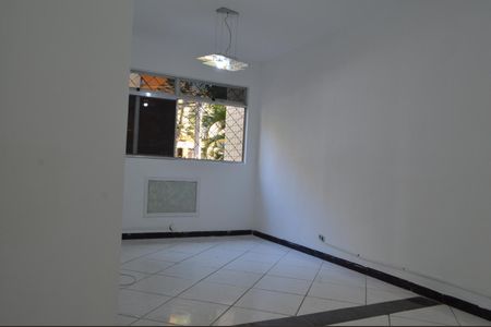Apartamento à venda com 60m², 2 quartos e 2 vagas Apartamento à venda com 60m², 2 quartos e 2 vagasSala