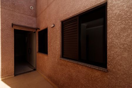 Apartamento à venda com 44m², 2 quartos e 1 vaga Apartamento à venda com 44m², 2 quartos e 1 vagaQuintal