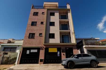 Apartamento à venda com 44m², 2 quartos e 1 vaga Apartamento à venda com 44m², 2 quartos e 1 vagaFachada